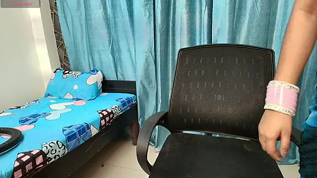 Cute-Russian online show from September 2025 04:12:02 AM