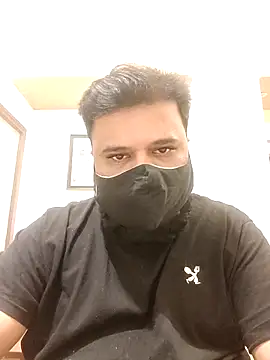 Hunk-Hand6 online show from December 2025 08:48:01 PM