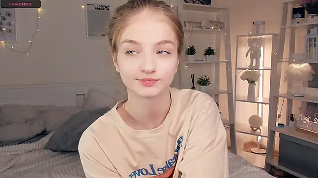 YuNabif online show from February 2025 11:04:01 AM