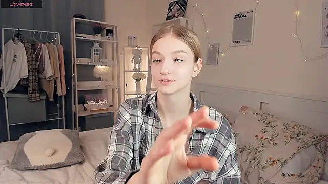 YuNabif online show from March 2025 08:56:02 AM