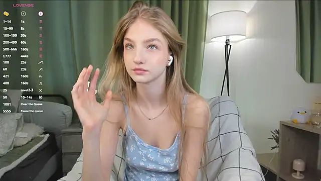 YuNabif online show from October 2025 07:05:02 AM