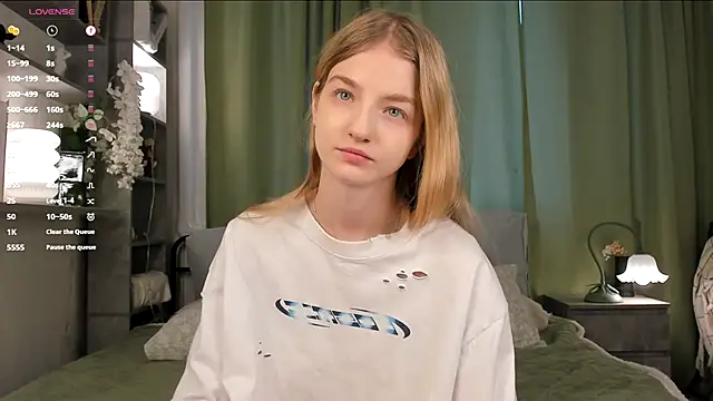 YuNabif online show from November 2025 07:08:01 AM