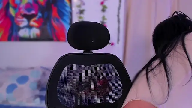 Snapshot of BellaHarllow chatting on December 2024 02:20:01 AM BellaHarllow online show from December 2024 02:20:01 AM