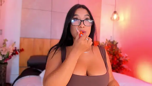 BellaHarllow online show from March 2026 10:16:01 PM