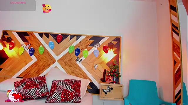 Kathaleiya Ozz online show from December 2024 07:54:02 PM