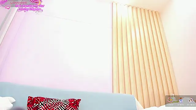 Snapshot of Kathaleiya_Ozz chatting on May 2026 08:37:01 PM Kathaleiya Ozz online show from May 2026 08:37:01 PM