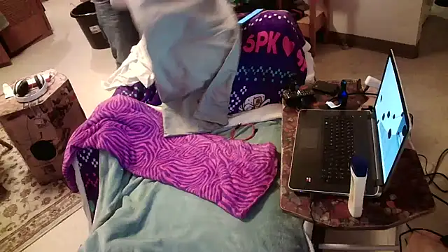 Mic Oxinner online show from January 2025 12:25:02 PM