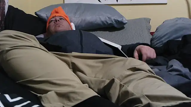 Mic Oxinner online show from February 2026 02:25:01 PM