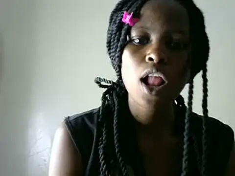 Snapshot of Kasweet_Lee chatting on January 2025 12:27:02 PM Kasweet Lee online show from January 2025 12:27:02 PM