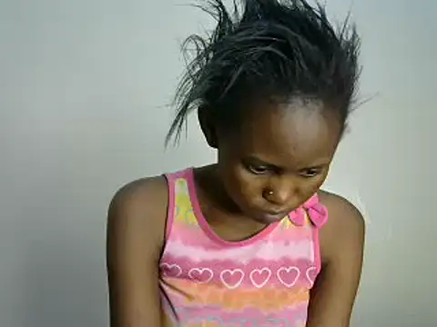 Snapshot of Kasweet_Lee chatting on March 2025 06:19:02 PM Kasweet Lee online show from March 2025 06:19:02 PM