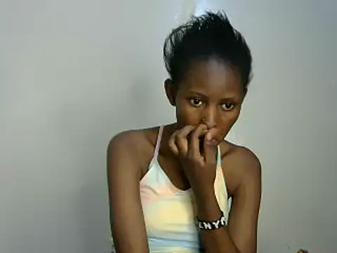 Snapshot of Kasweet_Lee chatting on March 2025 12:59:01 AM Kasweet Lee online show from March 2025 12:59:01 AM