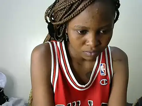 Snapshot of Kasweet_Lee chatting on October 2025 12:03:01 PM Kasweet Lee online show from October 2025 12:03:01 PM