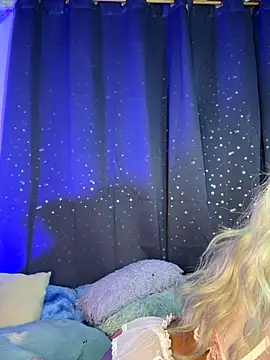 Snapshot of Alexa_Chanell_Oficial chatting on September 2025 11:10:01 AM Alexa Chanell Oficial online show from September 2025 11:10:01 AM