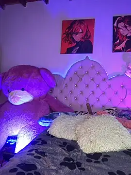 Snapshot of Alexa_Chanell_Oficial chatting on October 2025 01:41:02 PM Alexa Chanell Oficial online show from October 2025 01:41:02 PM