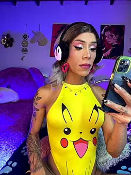 Snapshot of Alexa_Chanell_Oficial chatting on November 2025 03:29:01 AM Alexa Chanell Oficial online show from November 2025 03:29:01 AM