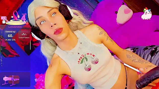 Snapshot of Alexa_Chanell_Oficial chatting on November 2025 05:31:01 AM Alexa Chanell Oficial online show from November 2025 05:31:01 AM