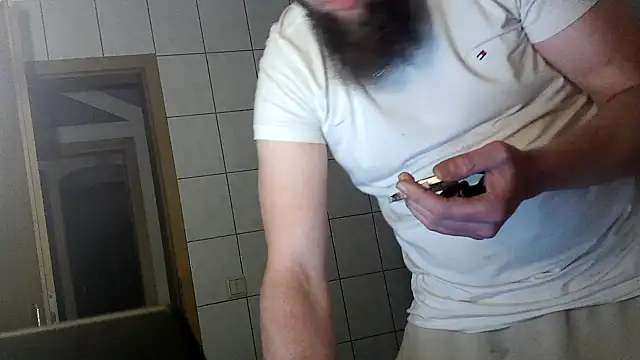 donhulio482 online show from September 2025 01:18:01 AM