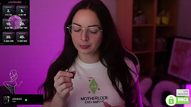 Billiexxox online show from November 2025 12:51:02 PM