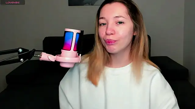 MiaThaine online show from January 2025 08:02:01 AM