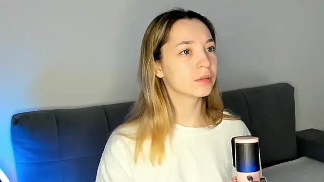 MiaThaine online show from February 2025 12:54:01 AM