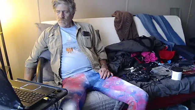 BurgawSub online show from April 2026 05:56:01 PM