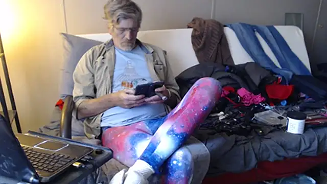 BurgawSub online show from April 2026 06:10:01 PM