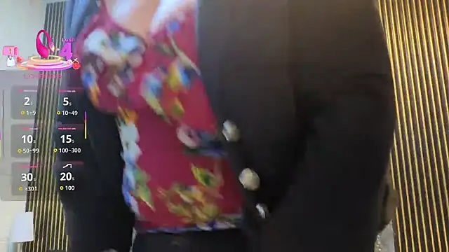 charlotte  G online show from September 2025 09:22:02 AM