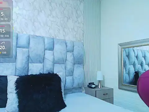 charlotte  G online show from September 2025 10:53:02 AM