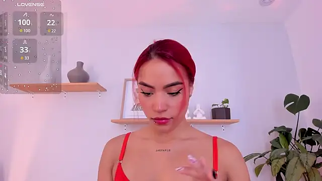 Scarlett Morgan  online show from February 2025 07:00:01 PM