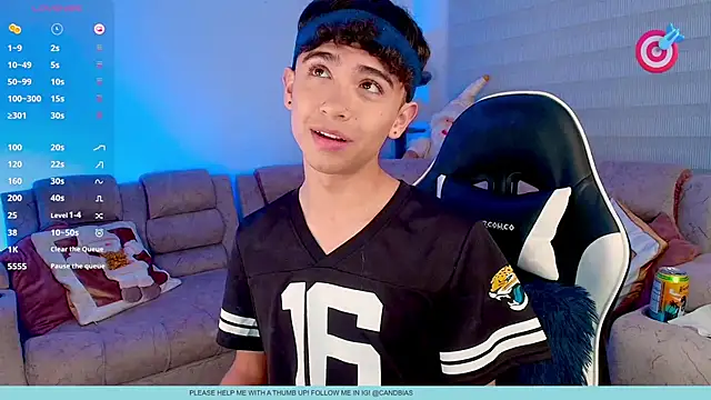 Niico Cruz online show from December 2025 10:49:02 PM