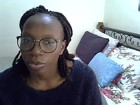 Sweet Bear online show from September 2025 03:12:02 PM