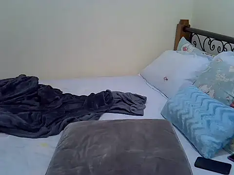 Sweet Bear online show from October 2025 05:17:02 AM