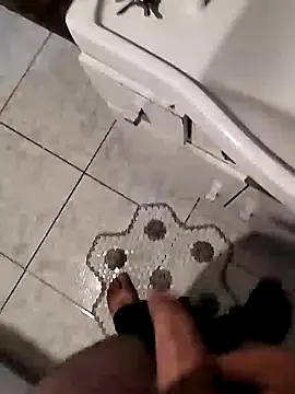 danielsafado222 online show from January 2025 01:11:02 AM