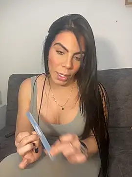 valecruz903 online show from November 2025 11:10:02 PM