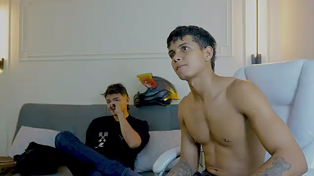 Paradise boy s online show from January 2025 12:39:02 AM