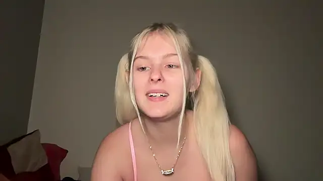 Allylove03 online show from February 2025 06:59:02 PM