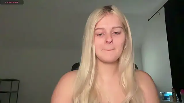 Allylove03 online show from September 2025 03:44:02 PM