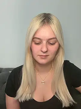 Allylove03 online show from April 2026 02:11:02 PM