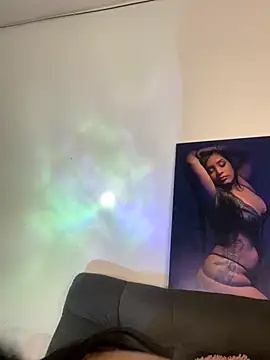 Sheeryl   online show from September 2025 09:37:01 PM