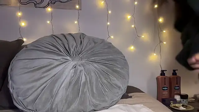 tsjaden777 online show from February 2026 01:35:02 AM