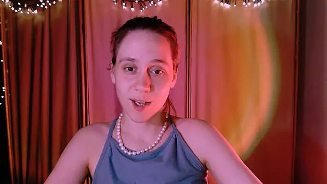 Snapshot of Malinax chatting on December 2024 01:29:01 AM Malinax online show from December 2024 01:29:01 AM