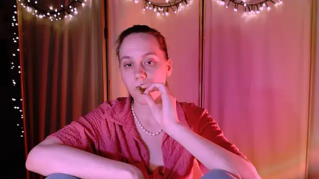 Snapshot of Malinax chatting on December 2024 10:30:02 PM Malinax online show from December 2024 10:30:02 PM