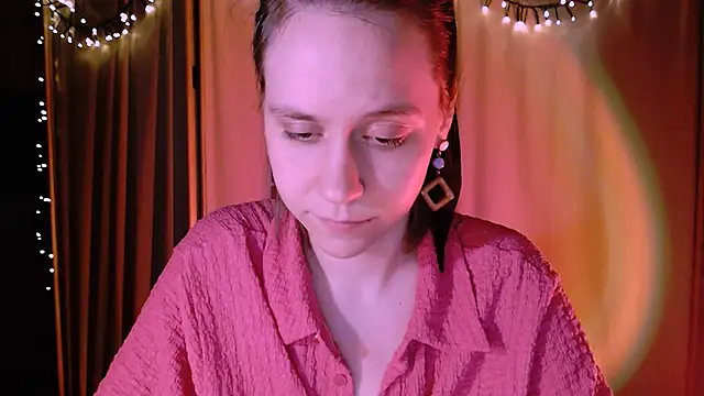 Snapshot of Malinax chatting on December 2024 01:43:01 AM Malinax online show from December 2024 01:43:01 AM