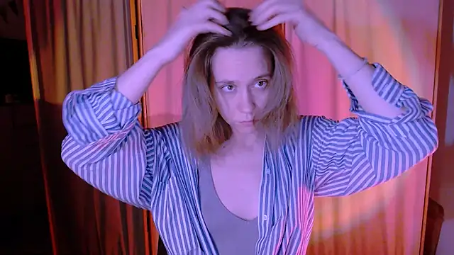 Snapshot of Malinax chatting on September 2025 10:35:01 PM Malinax online show from September 2025 10:35:01 PM