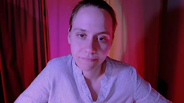 Snapshot of Malinax chatting on October 2025 12:10:02 AM Malinax online show from October 2025 12:10:02 AM