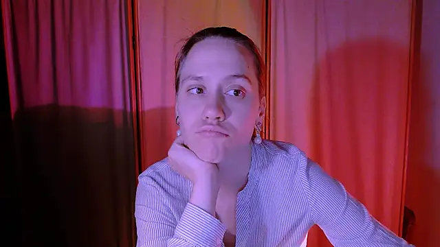 Snapshot of Malinax chatting on October 2025 10:10:01 PM Malinax online show from October 2025 10:10:01 PM