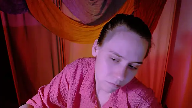 Snapshot of Malinax chatting on October 2025 10:33:02 PM Malinax online show from October 2025 10:33:02 PM