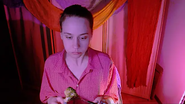 Snapshot of Malinax chatting on October 2025 11:40:01 PM Malinax online show from October 2025 11:40:01 PM