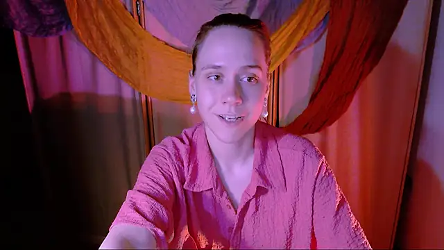 Snapshot of Malinax chatting on October 2025 10:10:01 PM Malinax online show from October 2025 10:10:01 PM