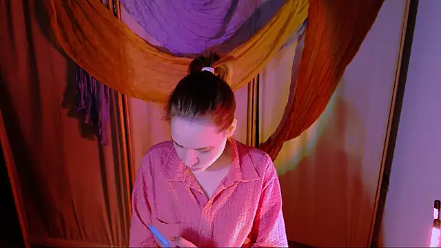 Snapshot of Malinax chatting on November 2025 10:53:02 PM Malinax online show from November 2025 10:53:02 PM